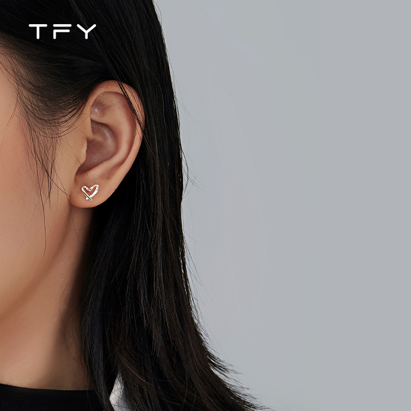 爱心耳钉女纯银简约小巧气质养耳棒银耳环2021年新款潮养耳洞耳饰